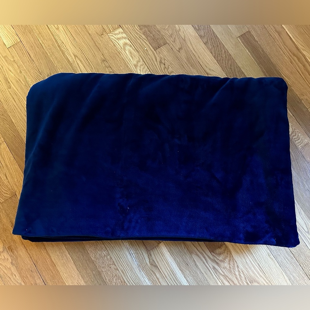 Kate Spade navy blue velvet full/queen blanket
